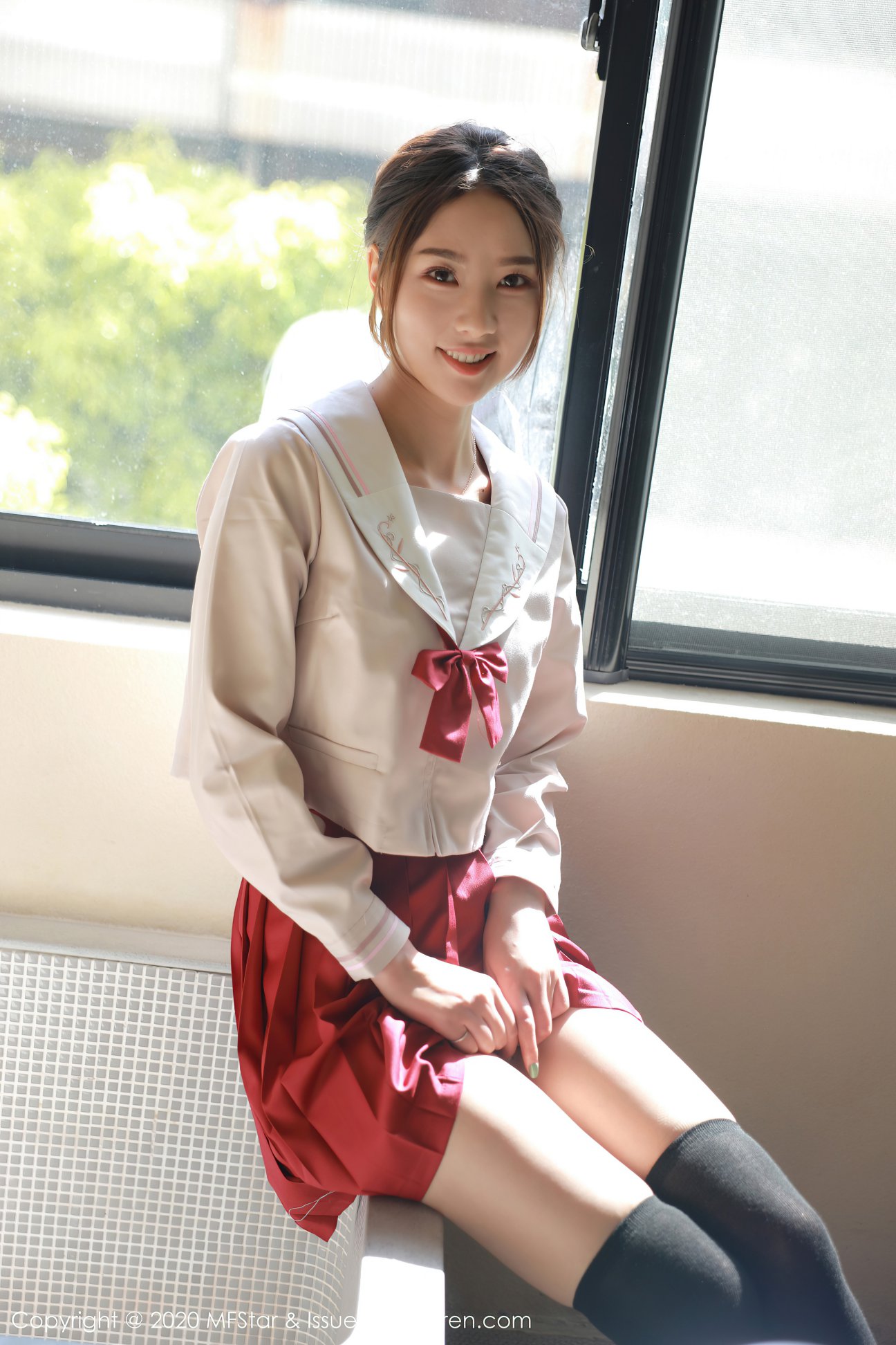 [MFStar模范学院] 2020.07.06 VOL.340 方子萱 [61P-155MB]