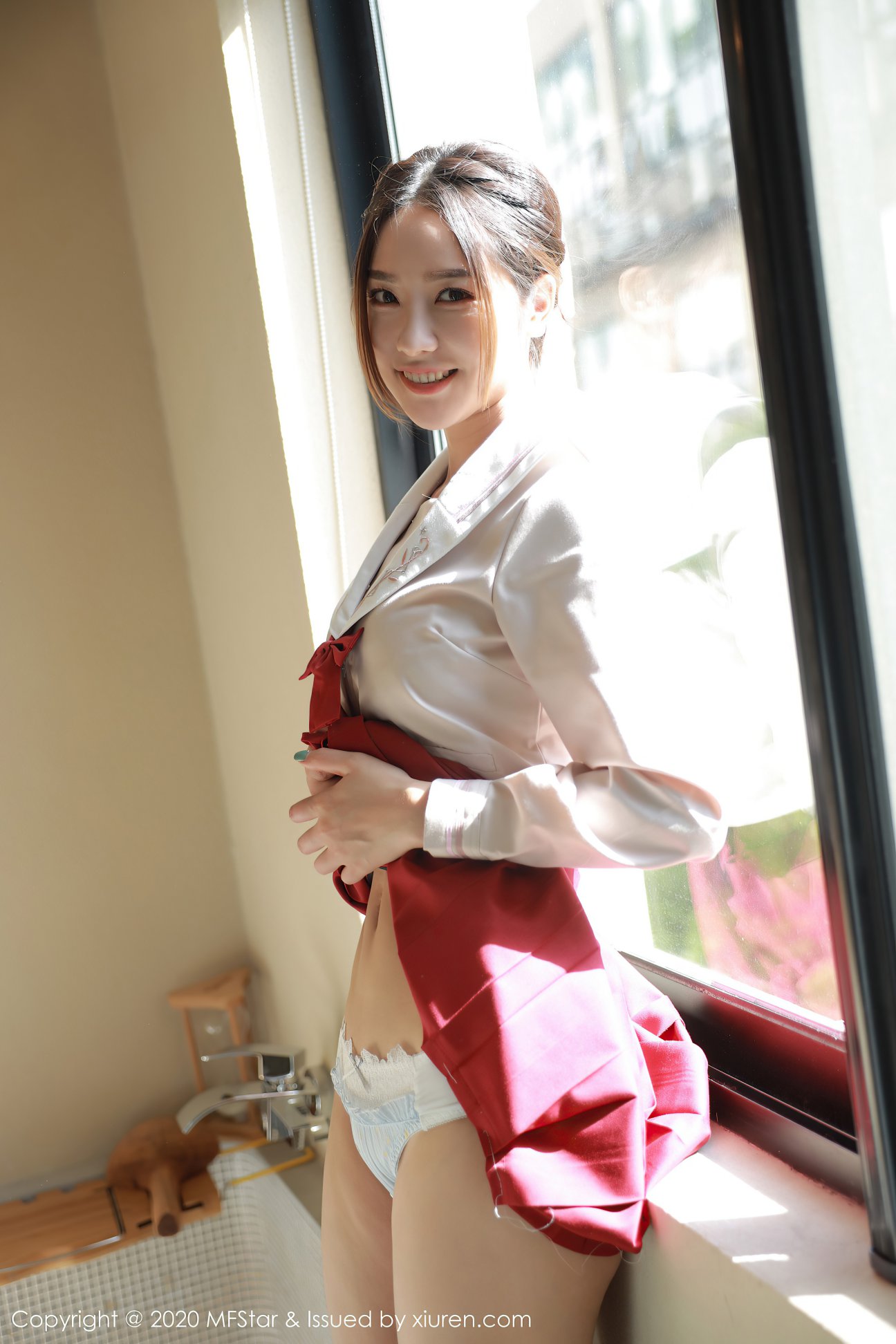 [MFStar模范学院] 2020.07.06 VOL.340 方子萱 [61P-155MB]