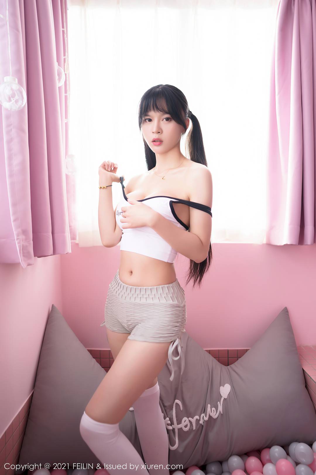 [FEILIN嗲囡囡] 2021.01.04 VOL.364 桃香子 [40P-310MB]