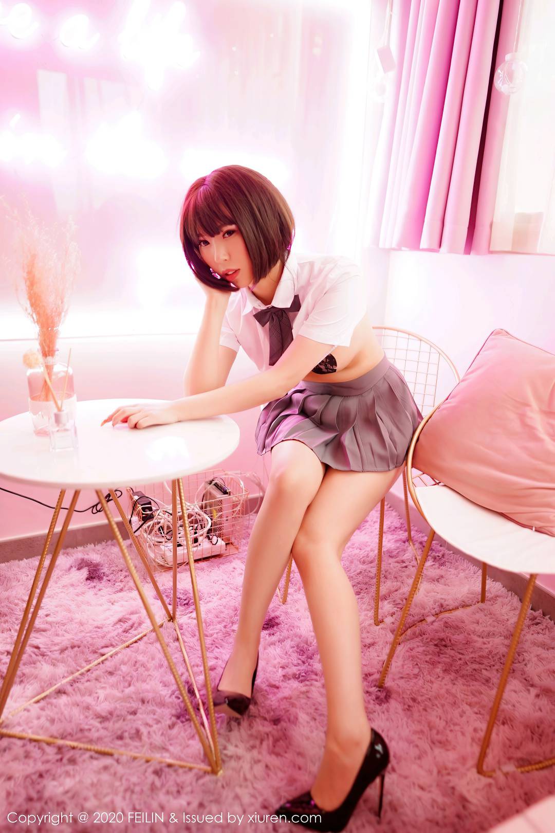 [FEILIN嗲囡囡] 2020.08.05 VOL.334 小波多 [62P-530MB]