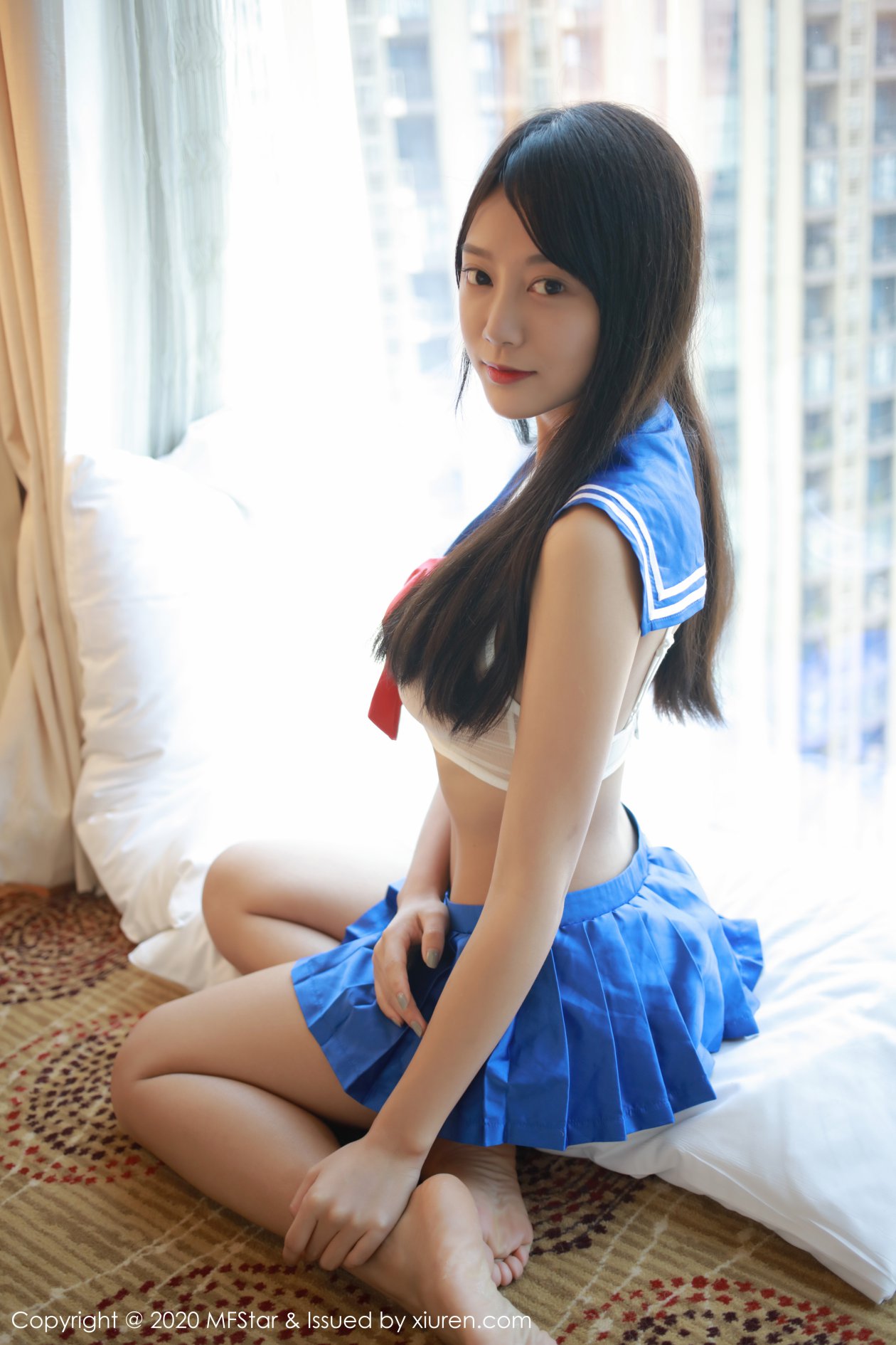 [MFStar模范学院] 2020.03.11 VOL.285 何嘉颖 [41P-88MB]