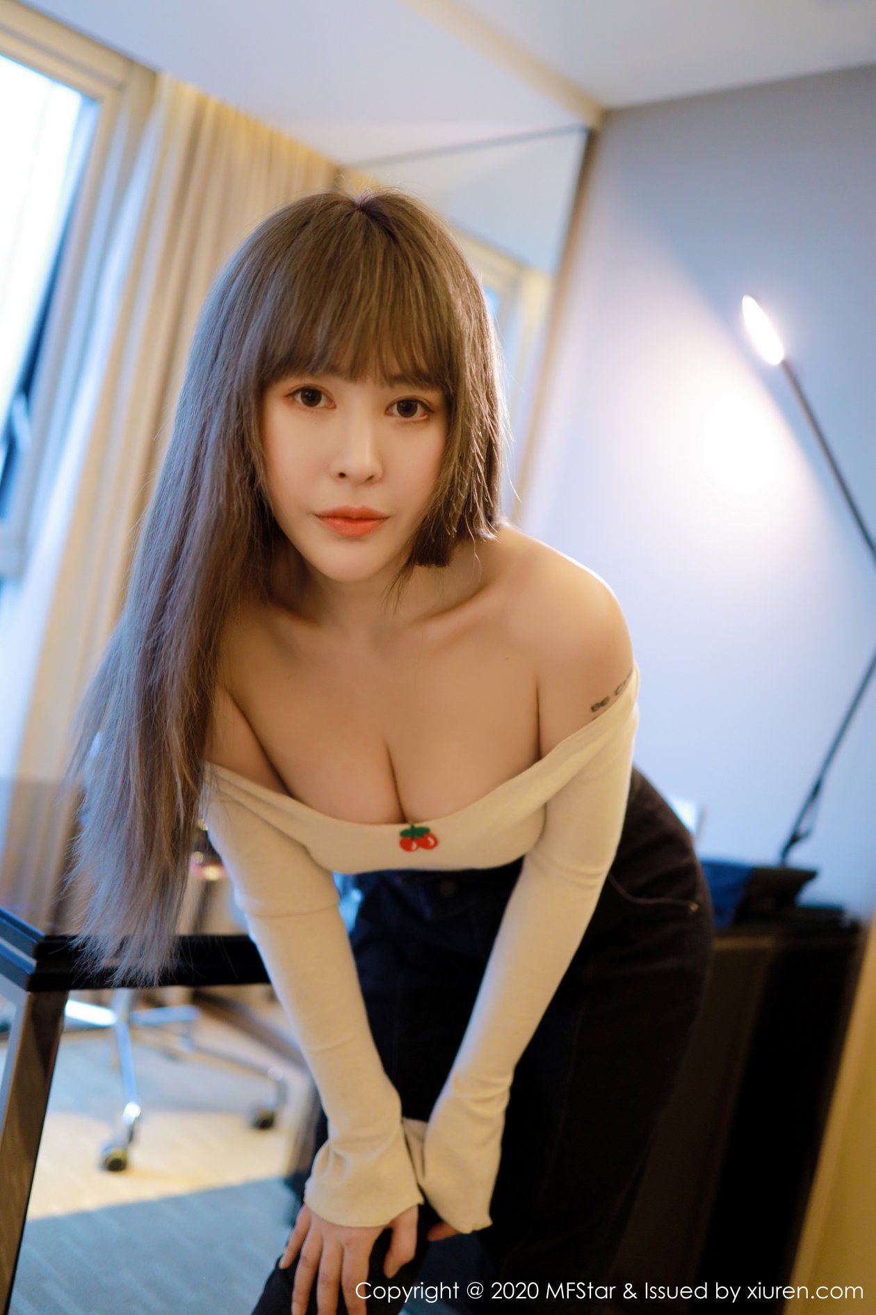 [MFStar模范学院] 2020.03.10 VOL.284 艾莉Evelyn [63P-185MB]