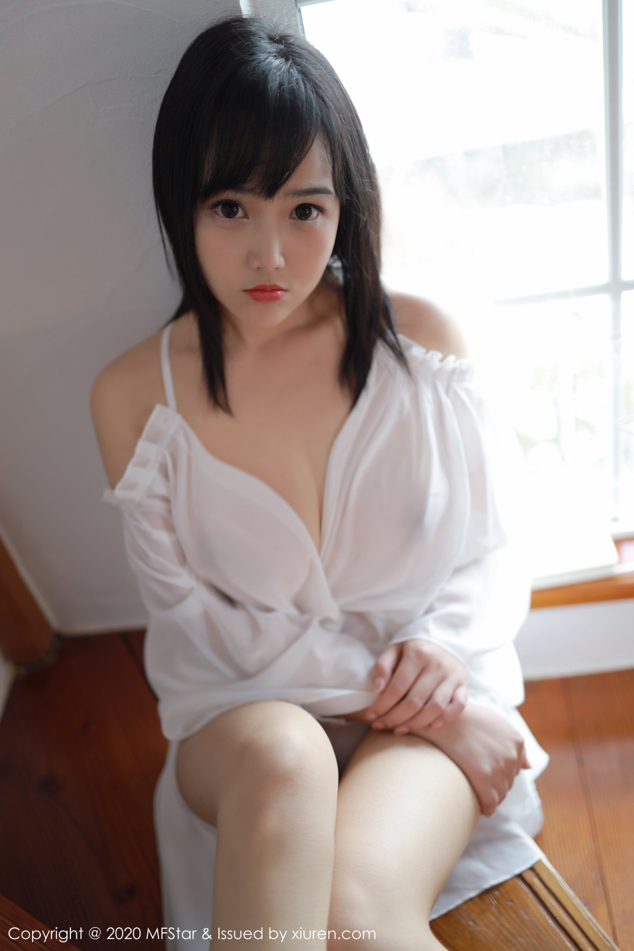 [MFStar模范学院] 2020.01.19 VOL.260 徐微微mia [50P-115MB]