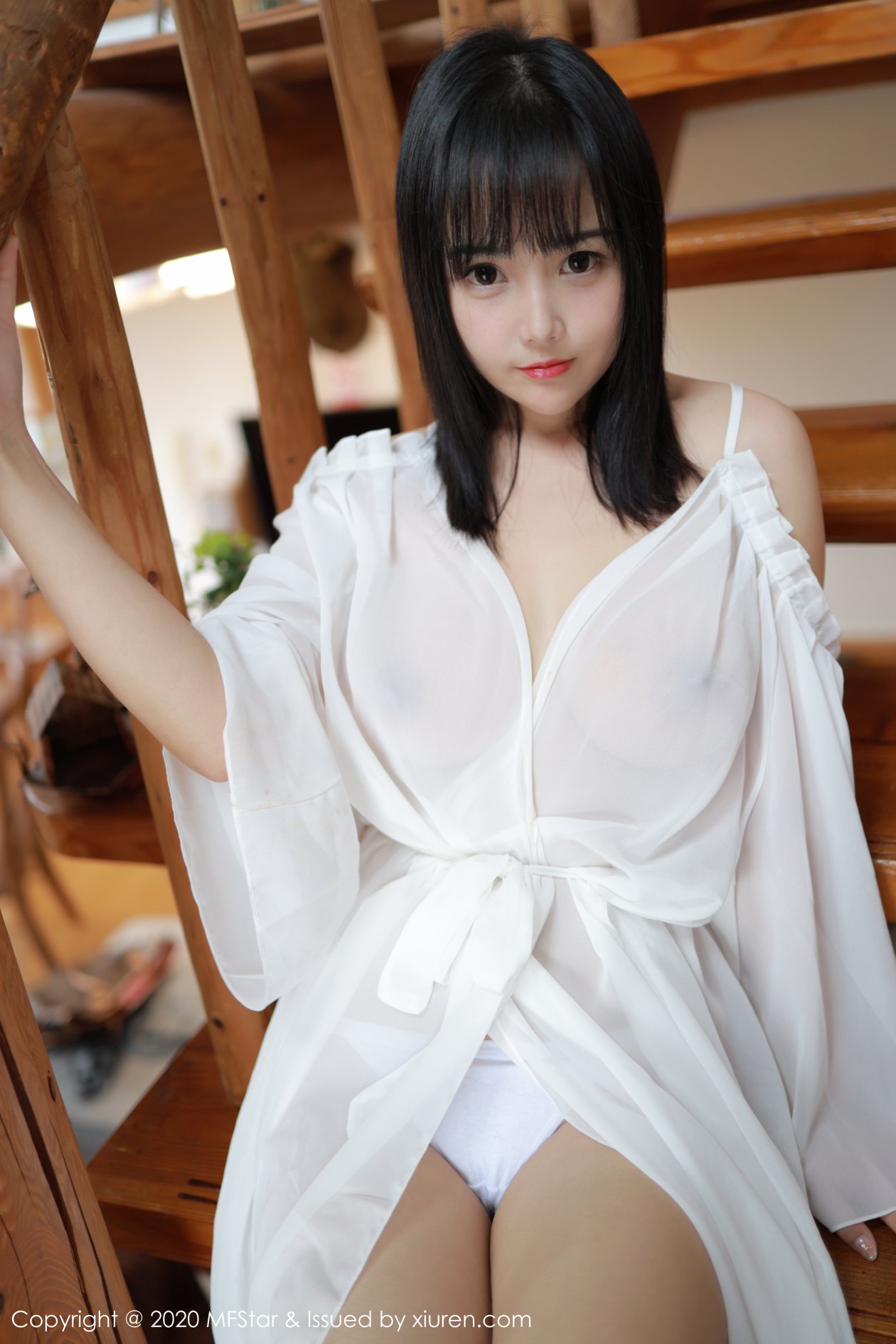 [MFStar模范学院] 2020.01.19 VOL.260 徐微微mia [50P-115MB]