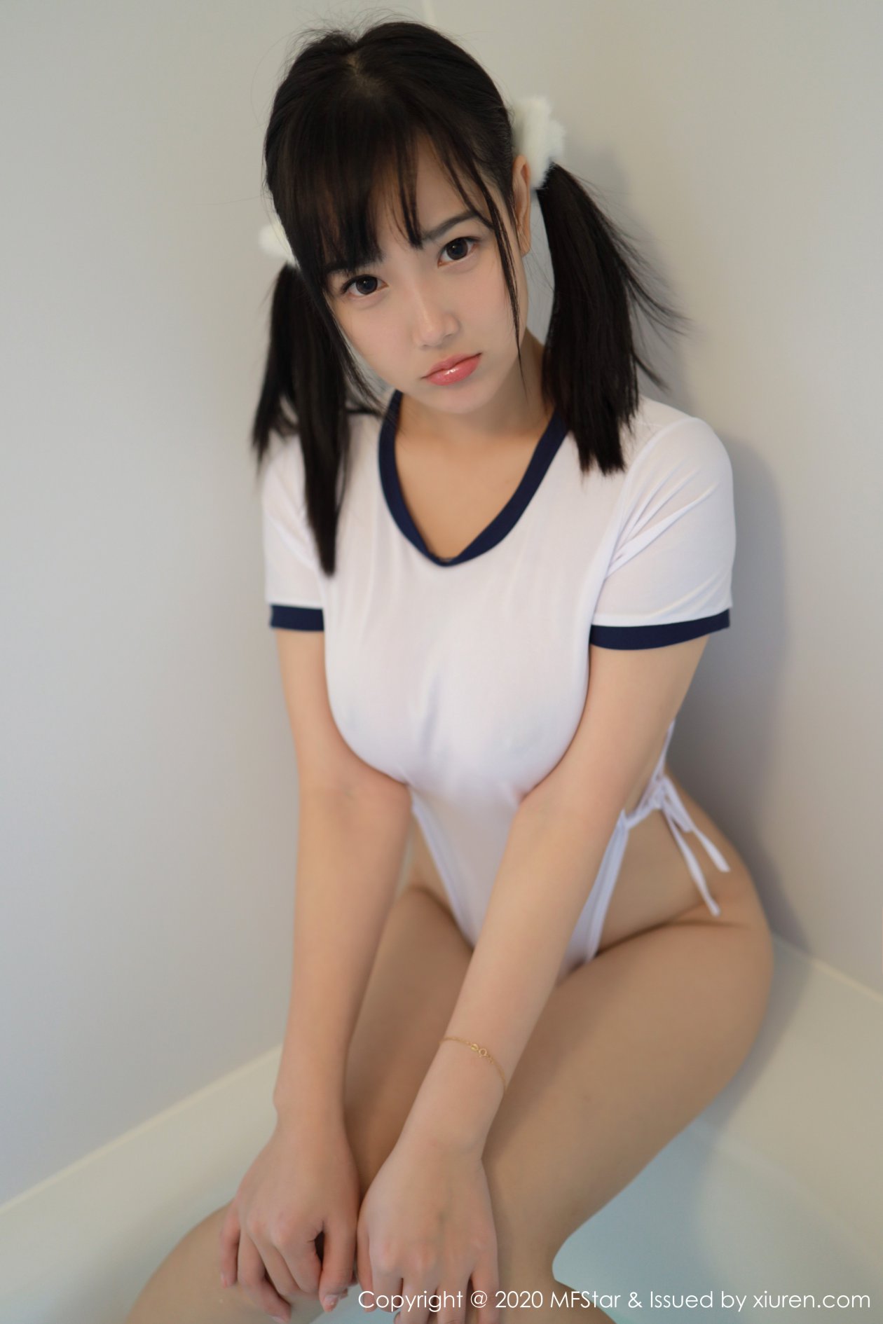 [MFStar模范学院] 2020.01.06 VOL.250 徐微微mia [54P-118MB]