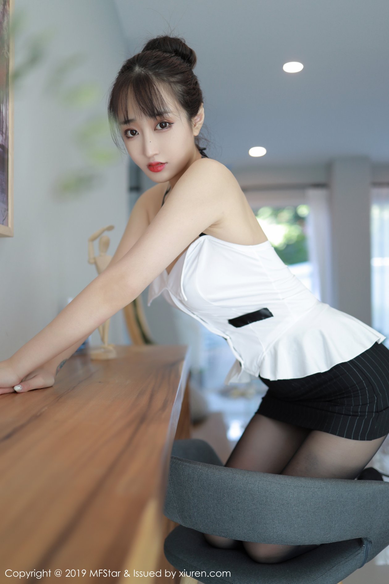 [MFStar模范学院] 2019.12.05 VOL.238 Betty林子欣 [51P-117MB]