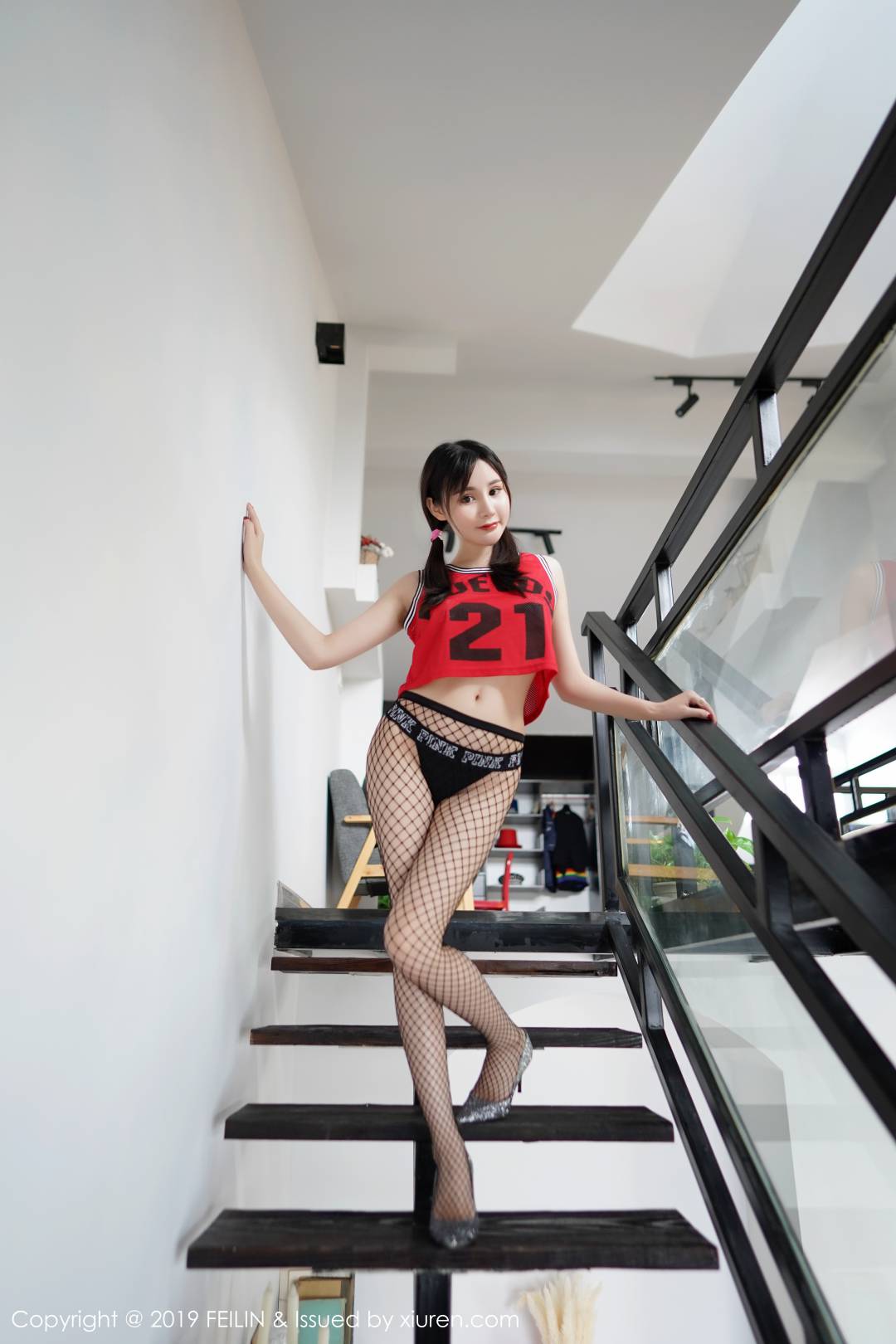 [FEILIN嗲囡囡] 2019.09.11 VOL.206 Celina青妍 [57P-163MB]