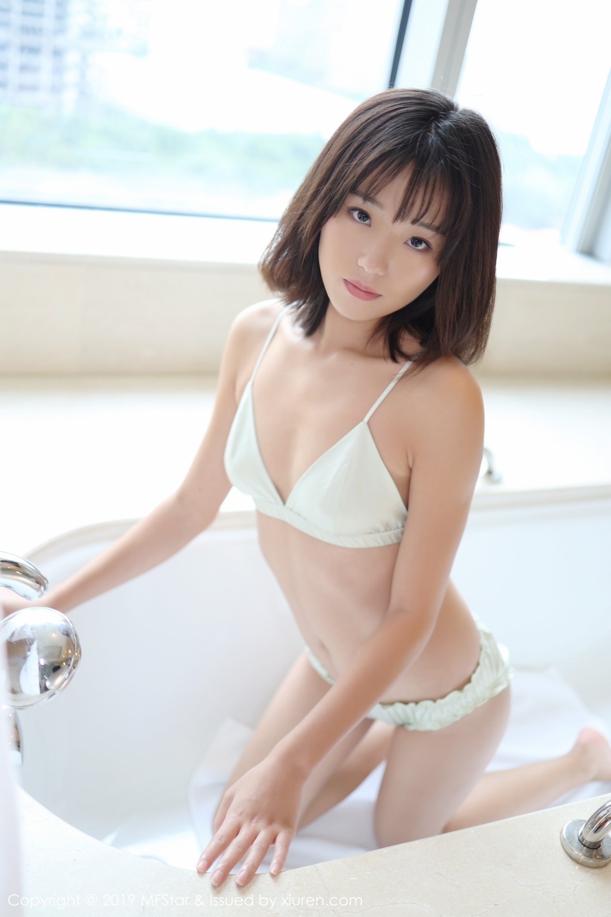 [MFStar模范学院] 2019.11.13 VOL.229 Baileys 香儿 [36P-91MB]