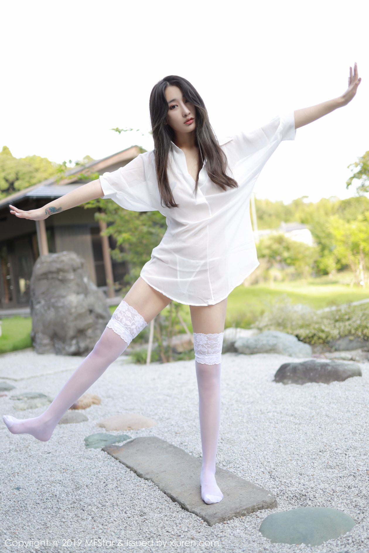 [MFStar模范学院] 2019.10.11 VOL.219 Betty林子欣 [53P-140MB]