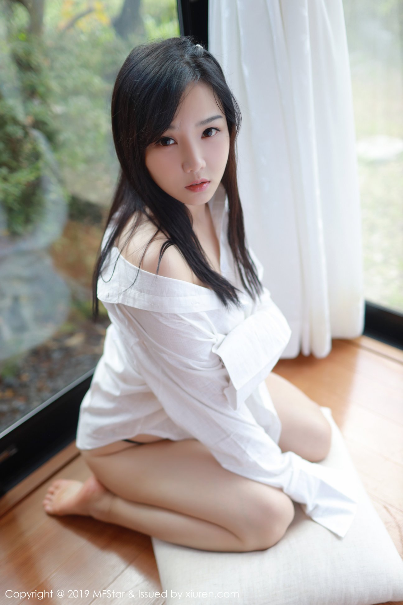 [MFStar模范学院] 2019.04.25 VOL.187 徐微微mia [40P-232MB]