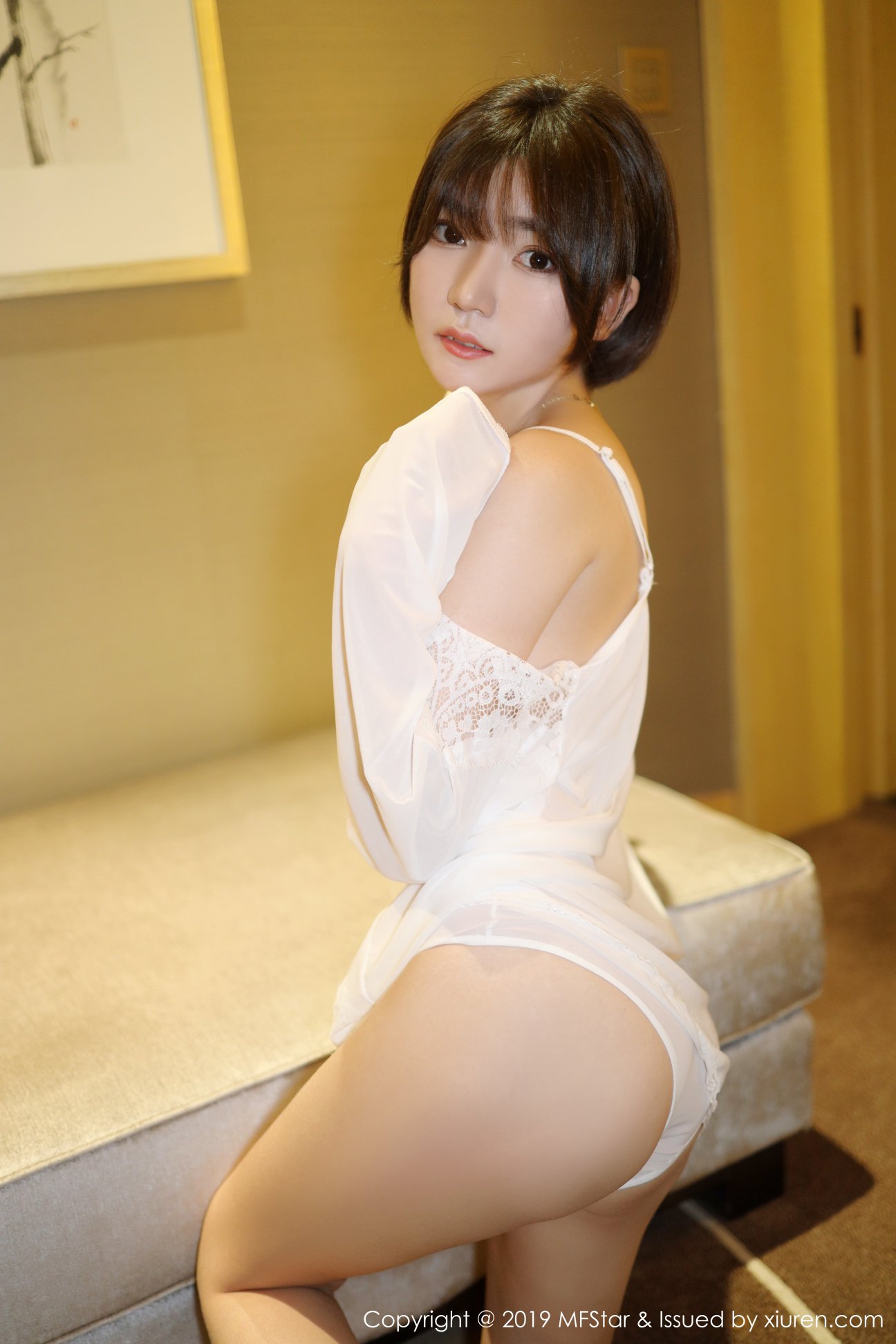[MFStar模范学院] 2019.04.01 VOL.183 blueblue77 [40P-290MB]