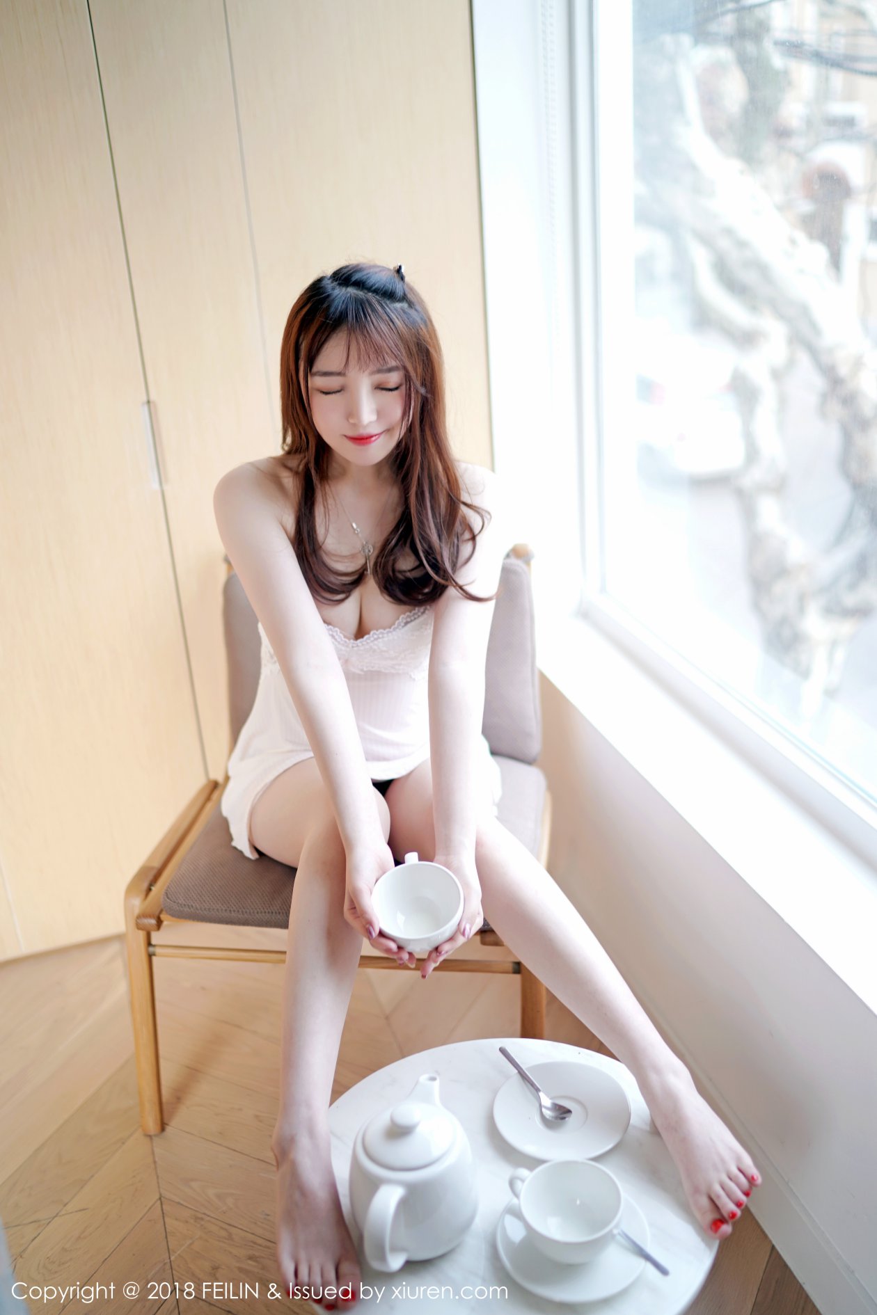 [FEILIN嗲囡囡] 2018.04.17 VOL.132 yumi黄奕清 [40P-93MB]