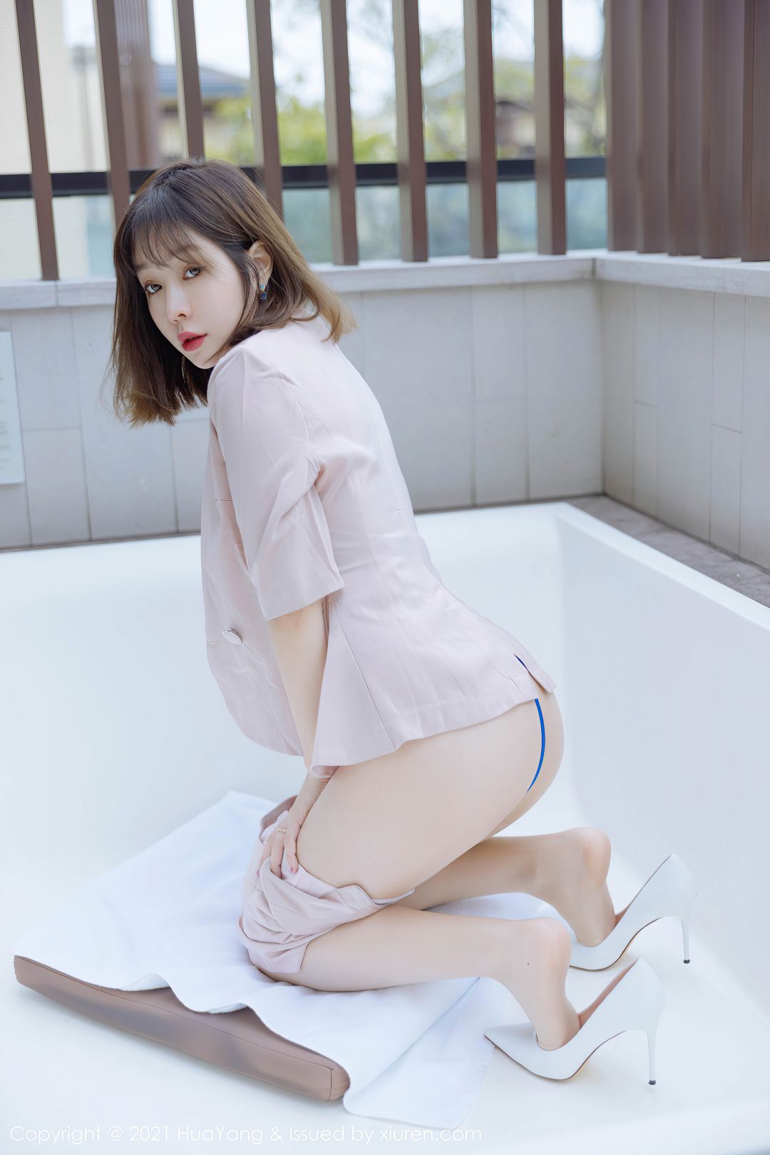 [HuaYang花漾] 2021.12.27 VOL.476 王雨纯 [43P-441MB]