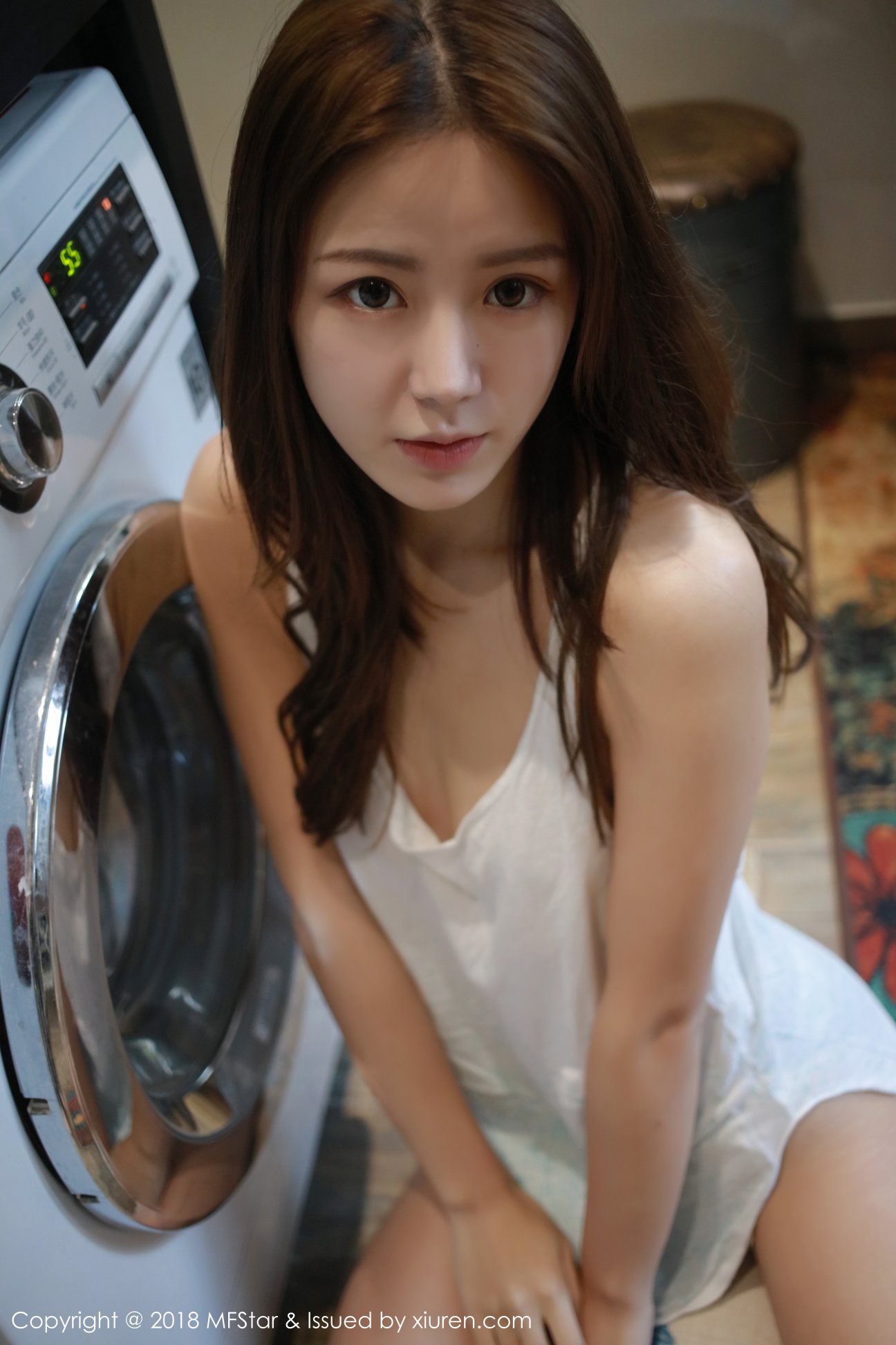 [MFStar模范学院] 2018.06.14 VOL.126 卤蛋luna [72P-410MB]