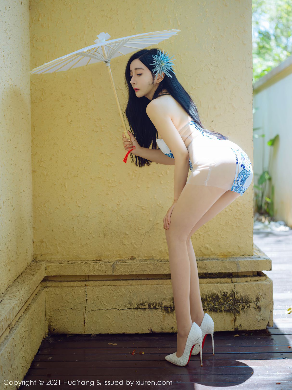 [HuaYang花漾] 2021.09.14 VOL.450 允爾 [44P-557MB]