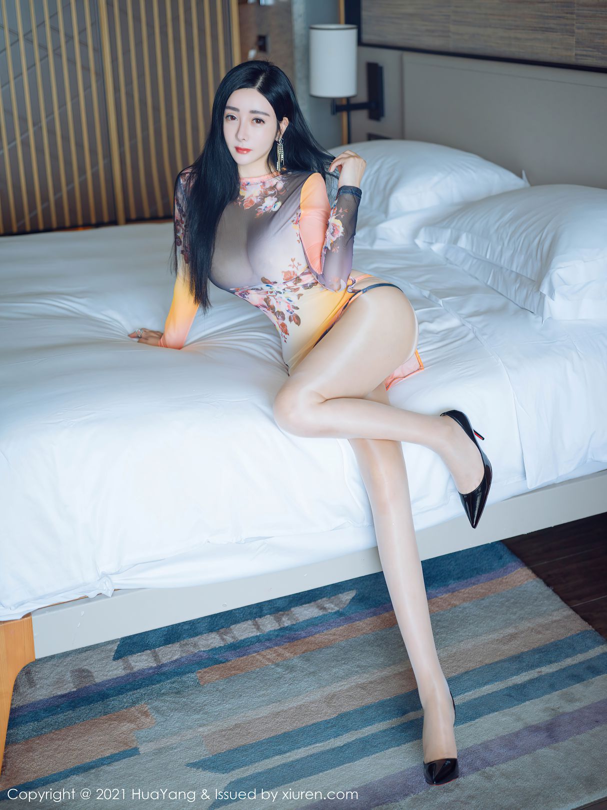 [HuaYang花漾] 2021.07.13 VOL.427 允爾 [51P-586MB]