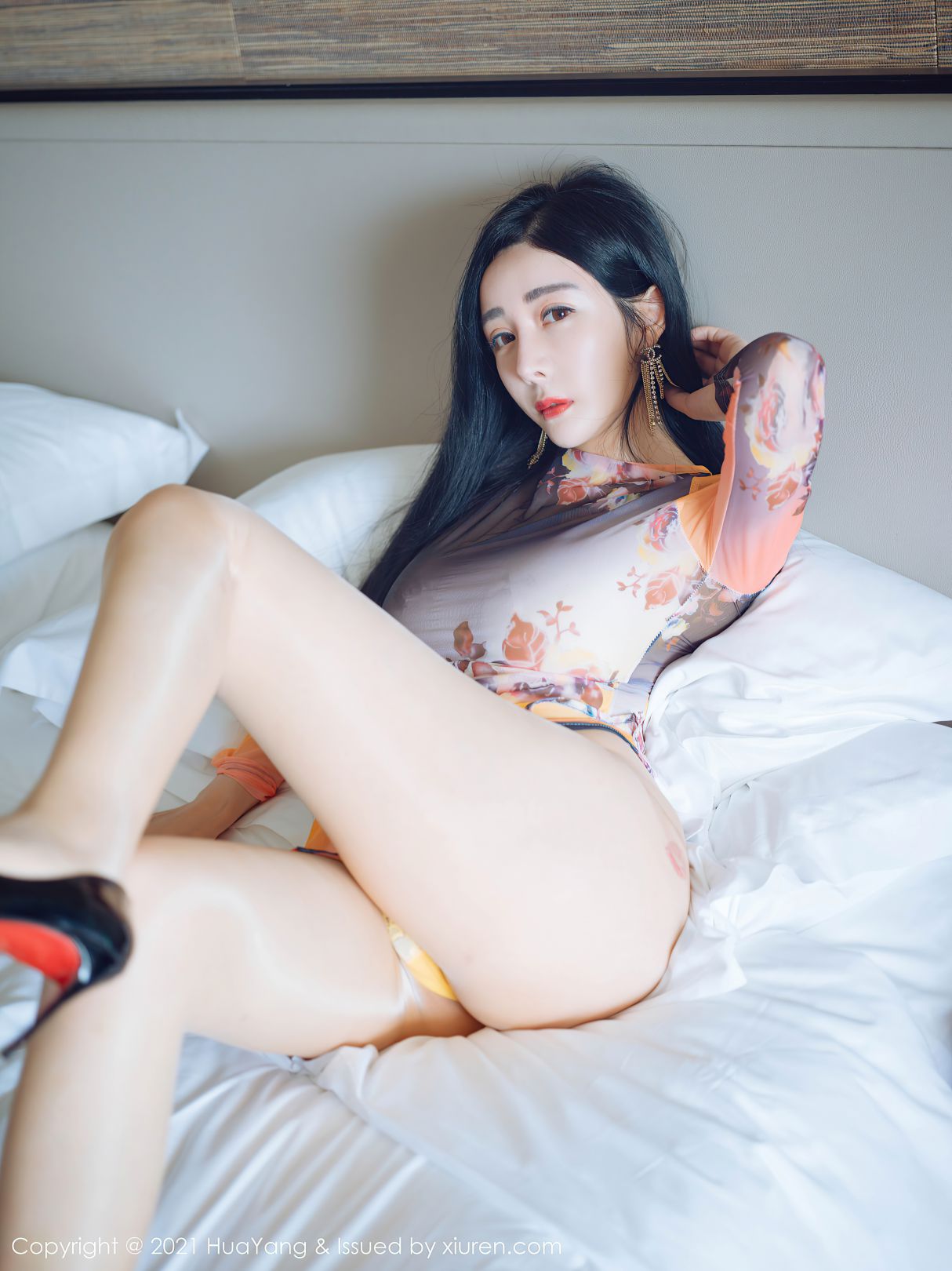 [HuaYang花漾] 2021.07.13 VOL.427 允爾 [51P-586MB]