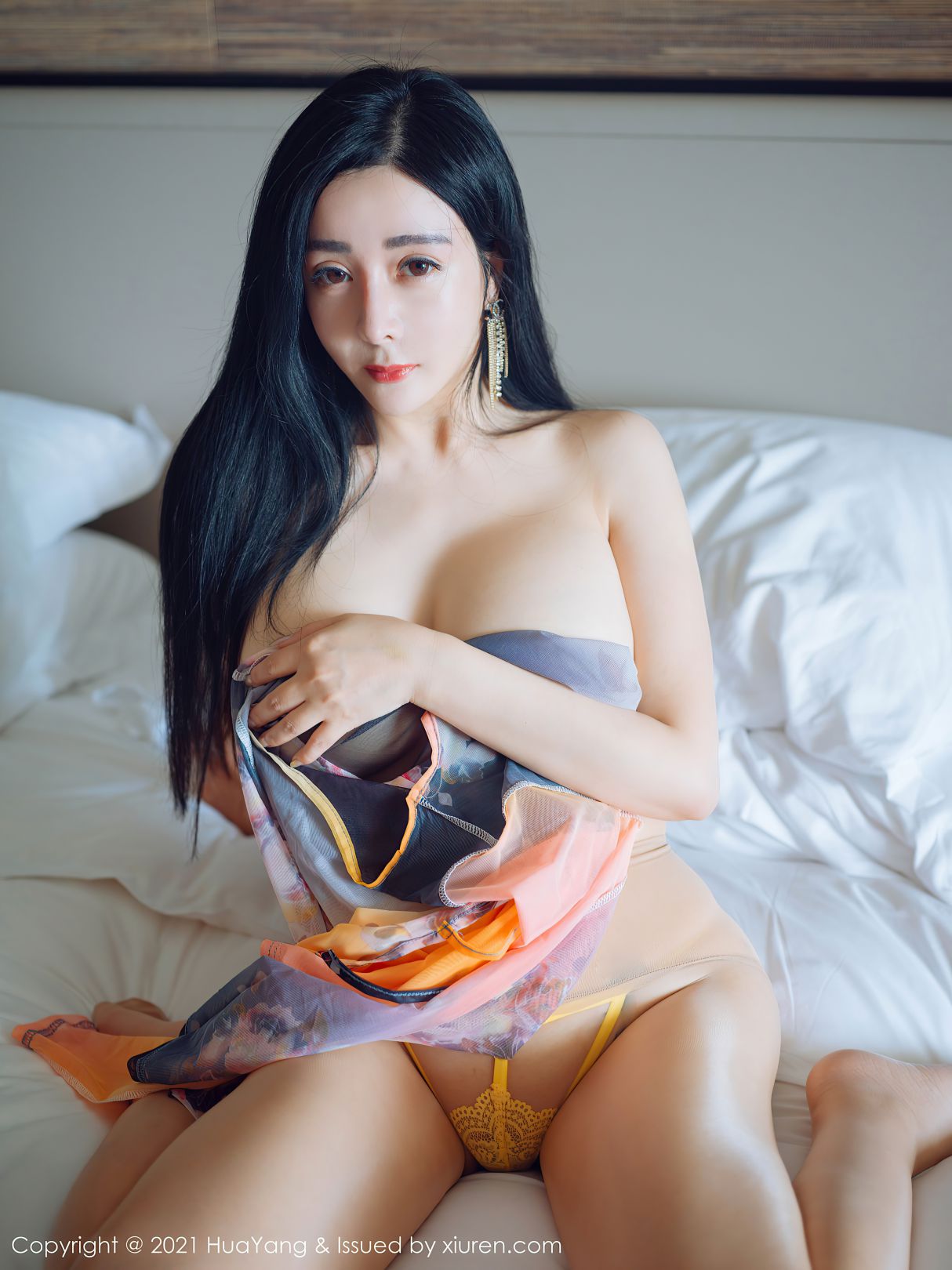 [HuaYang花漾] 2021.07.13 VOL.427 允爾 [51P-586MB]
