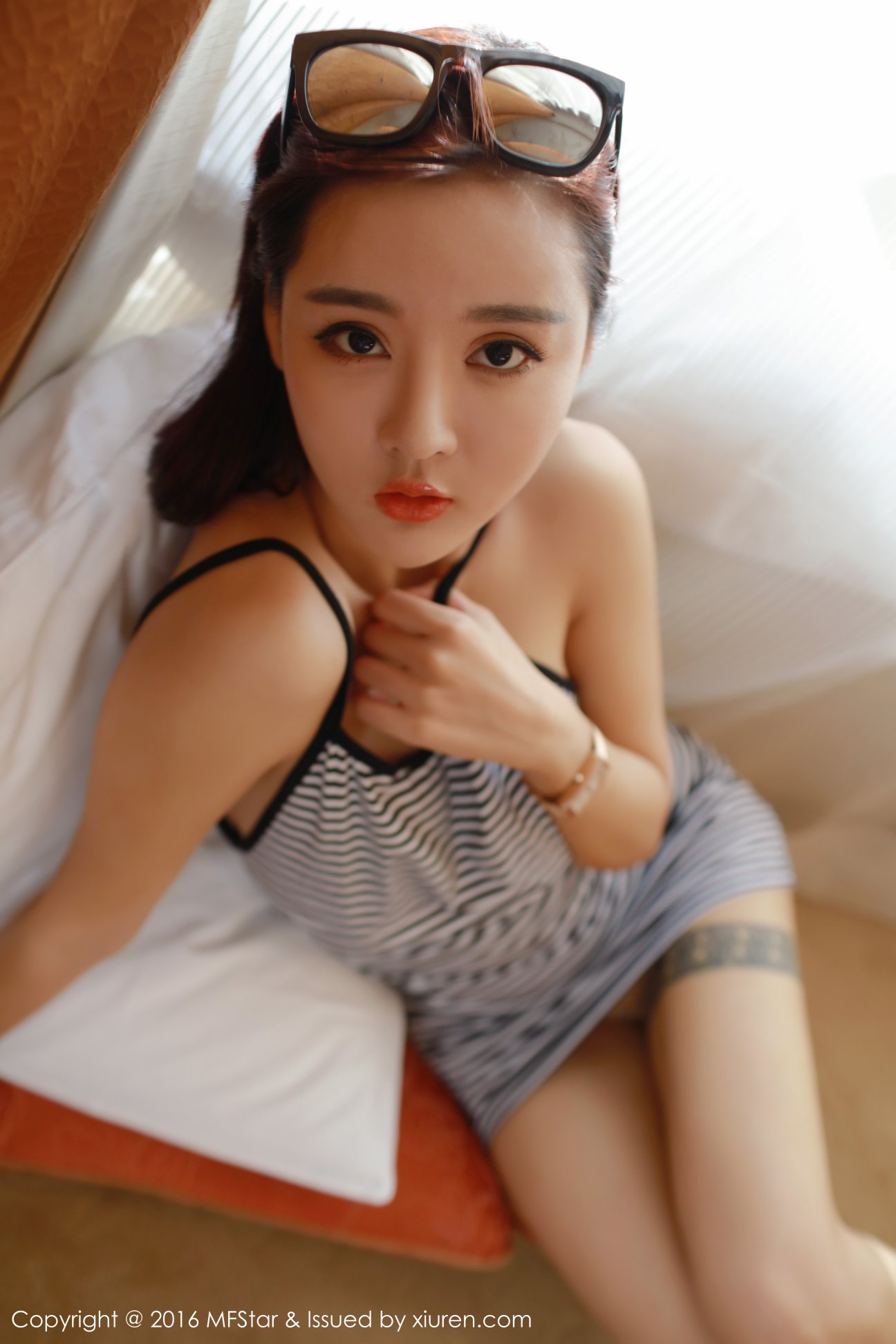 [MFStar模范学院] 2016.07.01 VOL.060 佳佳JiaJia [56P-251MB]