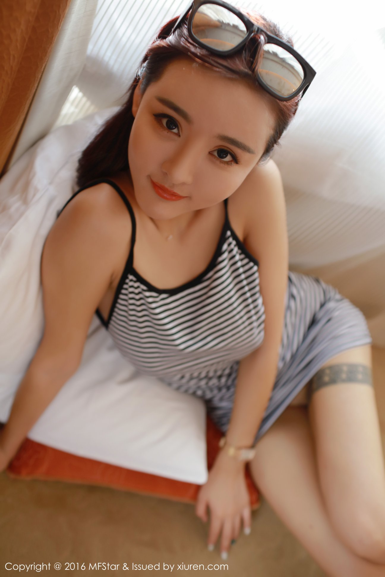[MFStar模范学院] 2016.07.01 VOL.060 佳佳JiaJia [56P-251MB]