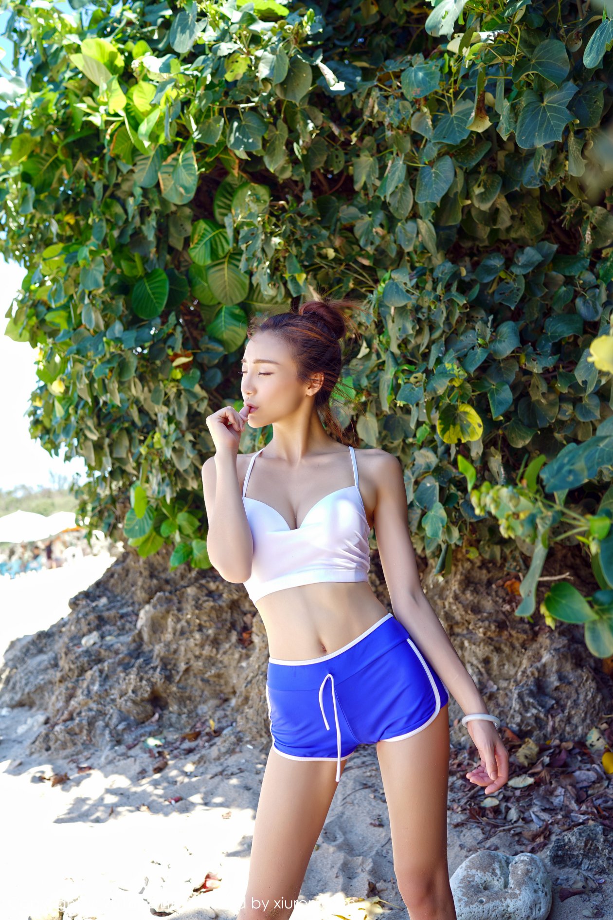 [FEILIN嗲囡囡] 2016.06.24 VOL.044 Hana妹 [49P-181MB]