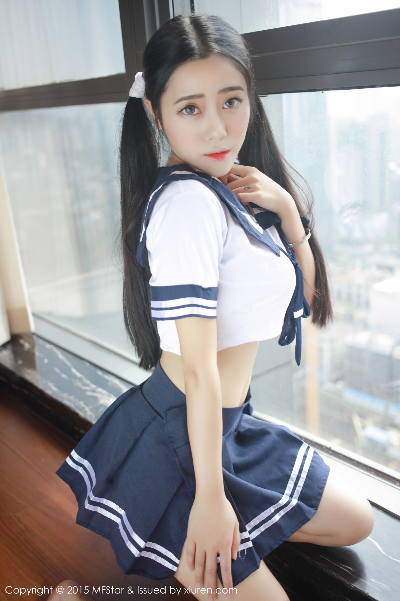 [MFStar模范学院] 2015.10.25 VOL.032 兜豆靓Youlina [42P-189MB]