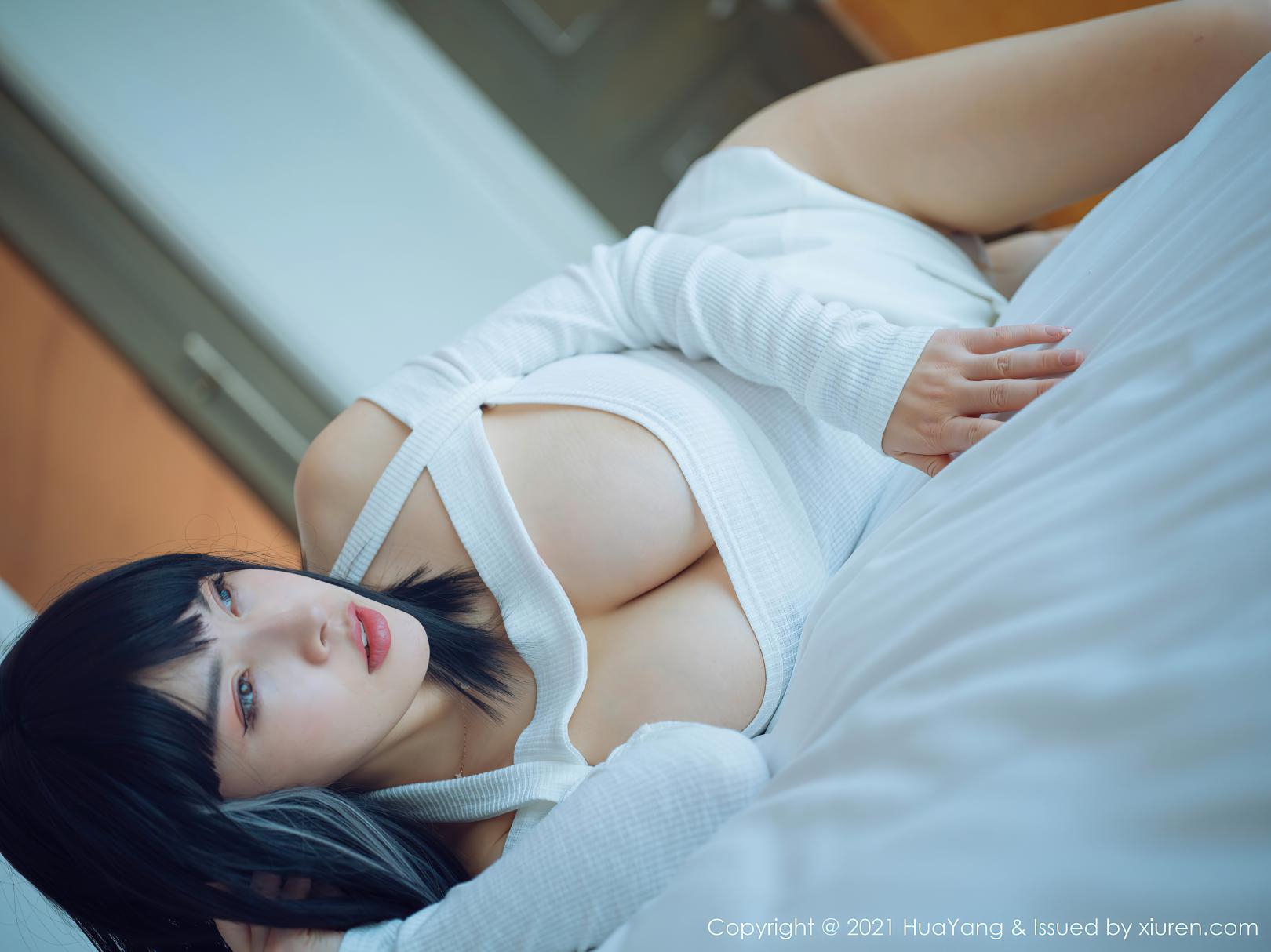 [HuaYang花漾] 2021.03.04 VOL.371 乔漫妮mina[52P-556MB]