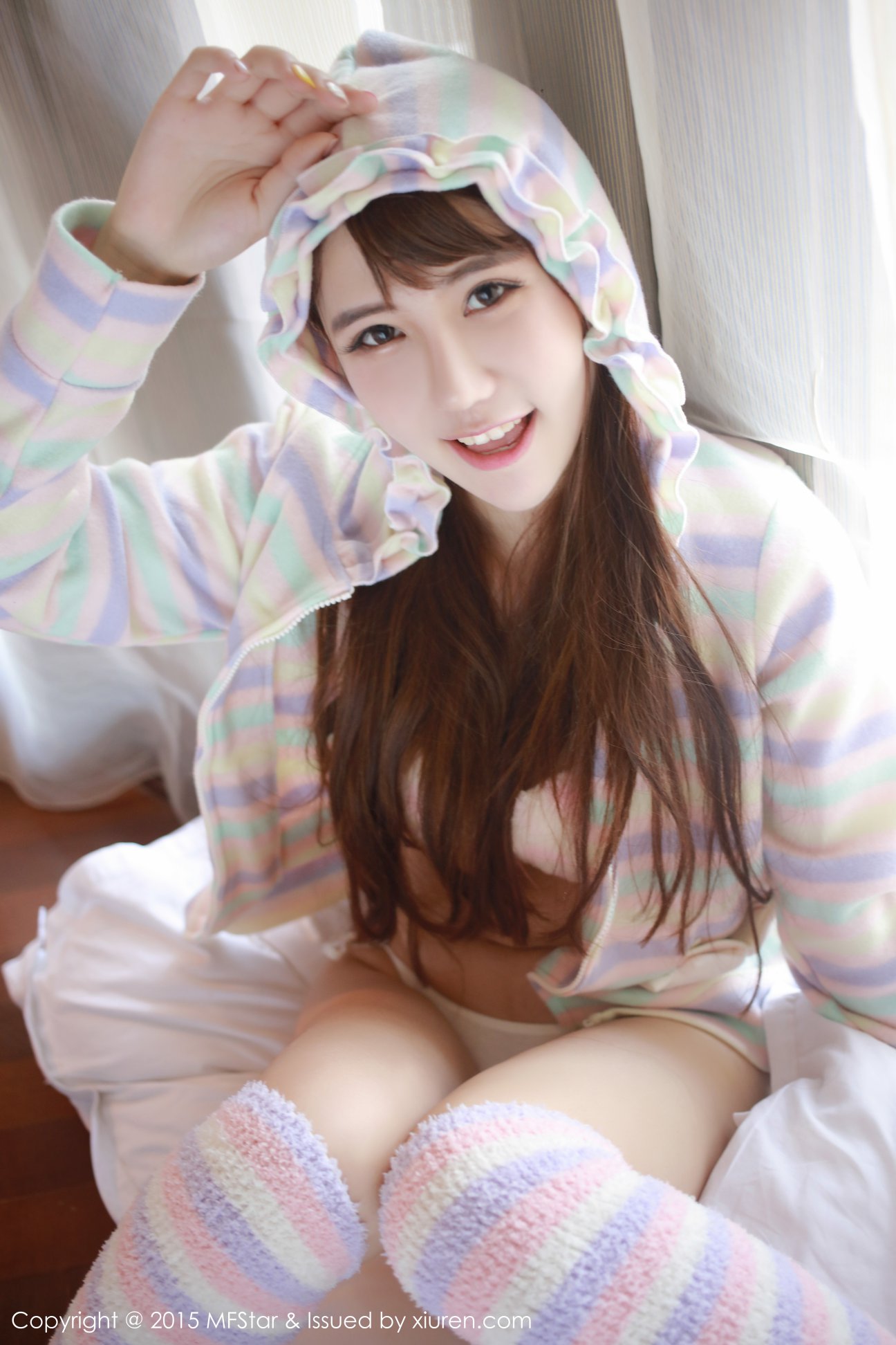 [MFStar模范学院] 2015.10.08 VOL.027 熊吖BOBO [54P-262MB]