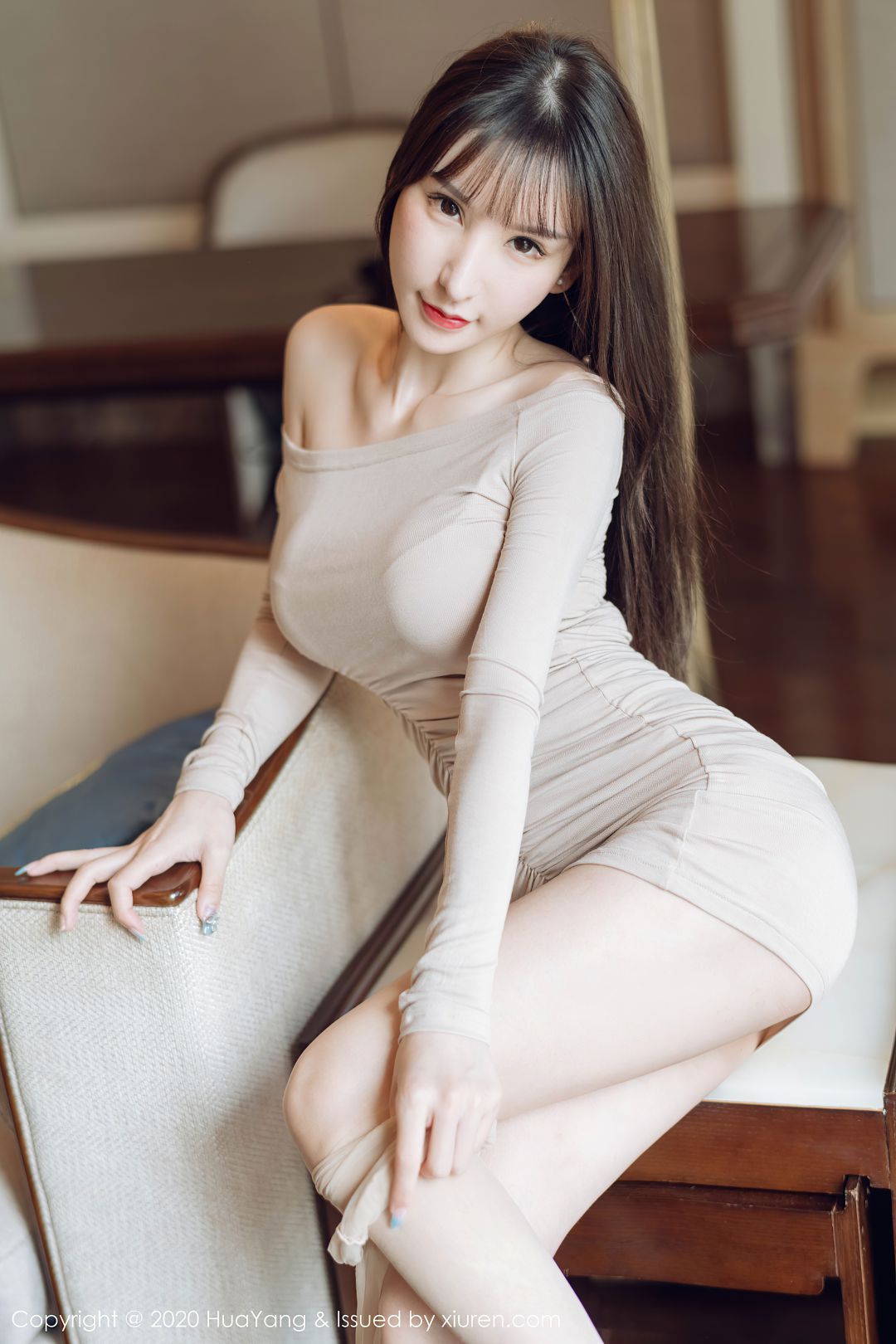 [HuaYang花漾] 2020.10.15 VOL.305 周于希Sandy[72P-748MB]