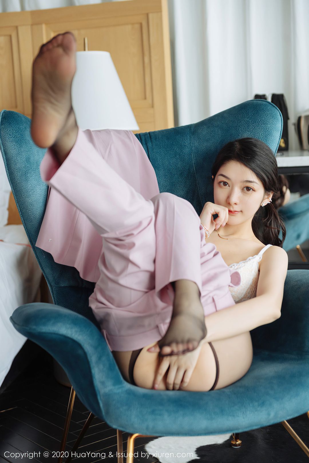 [HuaYang花漾] 2020.07.15 VOL.255 Angela小热巴 [61P-729MB]