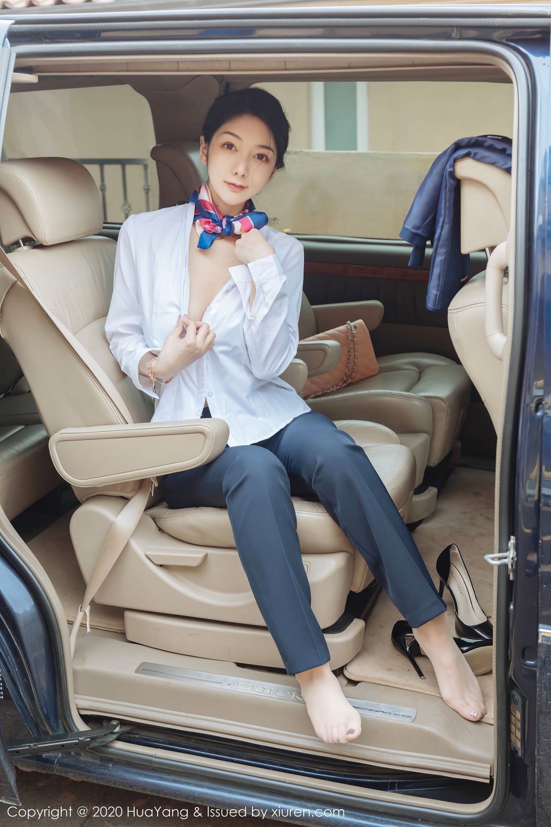 [HuaYang花漾] 2020.06.30 VOL.248 Angela小热巴 [54P-629MB]