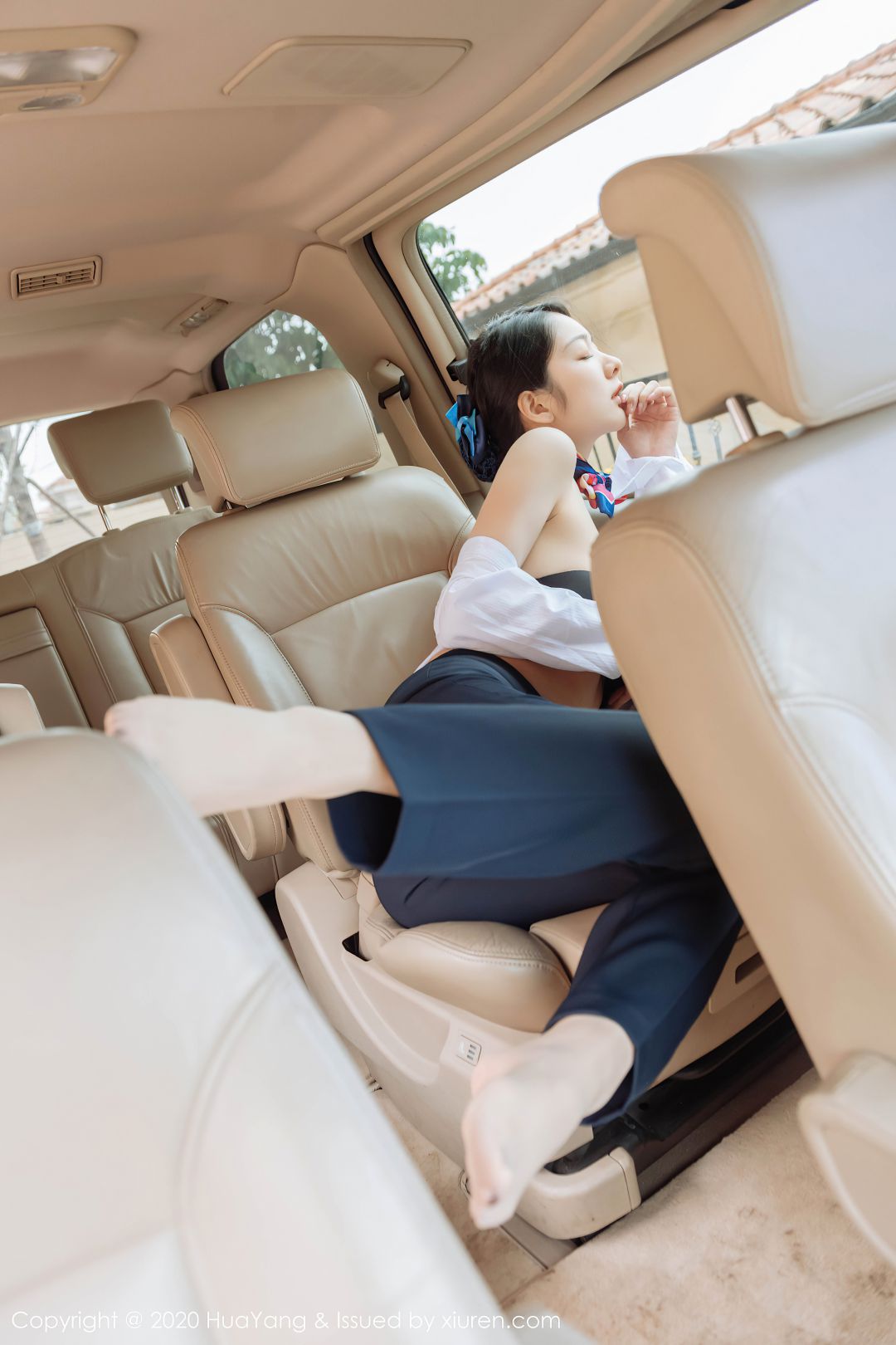 [HuaYang花漾] 2020.06.30 VOL.248 Angela小热巴 [54P-629MB]