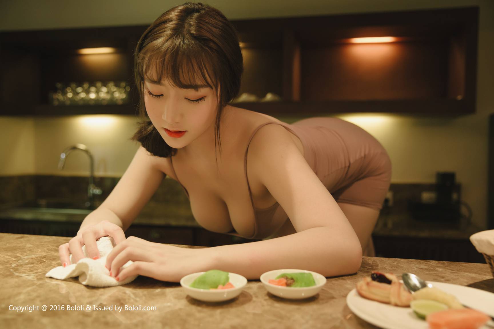[BoLoLi波萝社] 2018.04.12 VOL.114 芒果milk [39P-493MB]