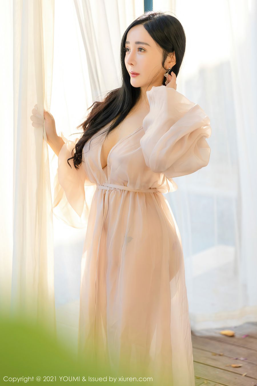 [YOUMI尤蜜荟] 2021.04.19 VOL.631 允爾 [76P-681MB]