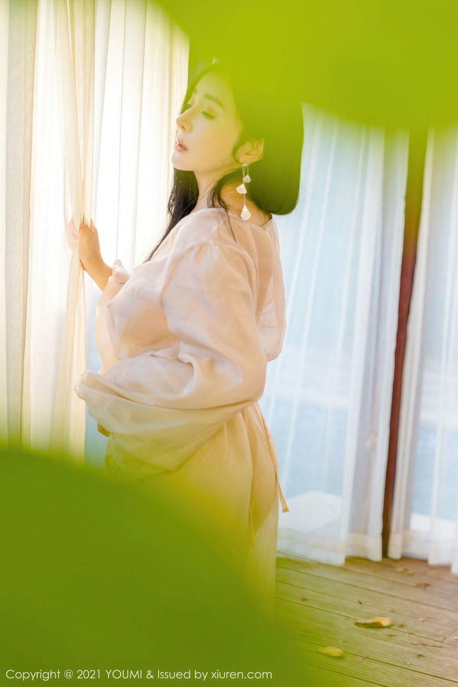 [YOUMI尤蜜荟] 2021.04.19 VOL.631 允爾 [76P-681MB]
