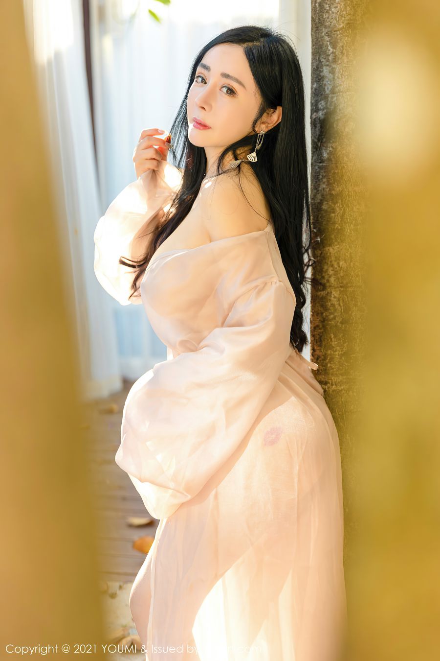 [YOUMI尤蜜荟] 2021.04.19 VOL.631 允爾 [76P-681MB]