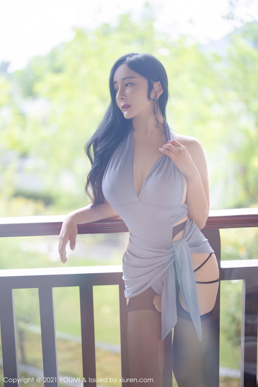 [YOUMI尤蜜荟] 2021.09.24 VOL.697 允爾 [54P-495M]