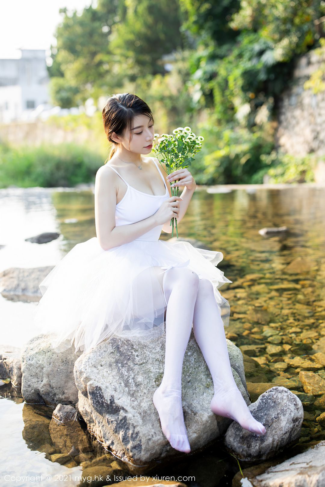 [MyGirl美媛馆] 2021.10.11 VOL.601 vetiver嘉宝贝儿 [85P-796MB]