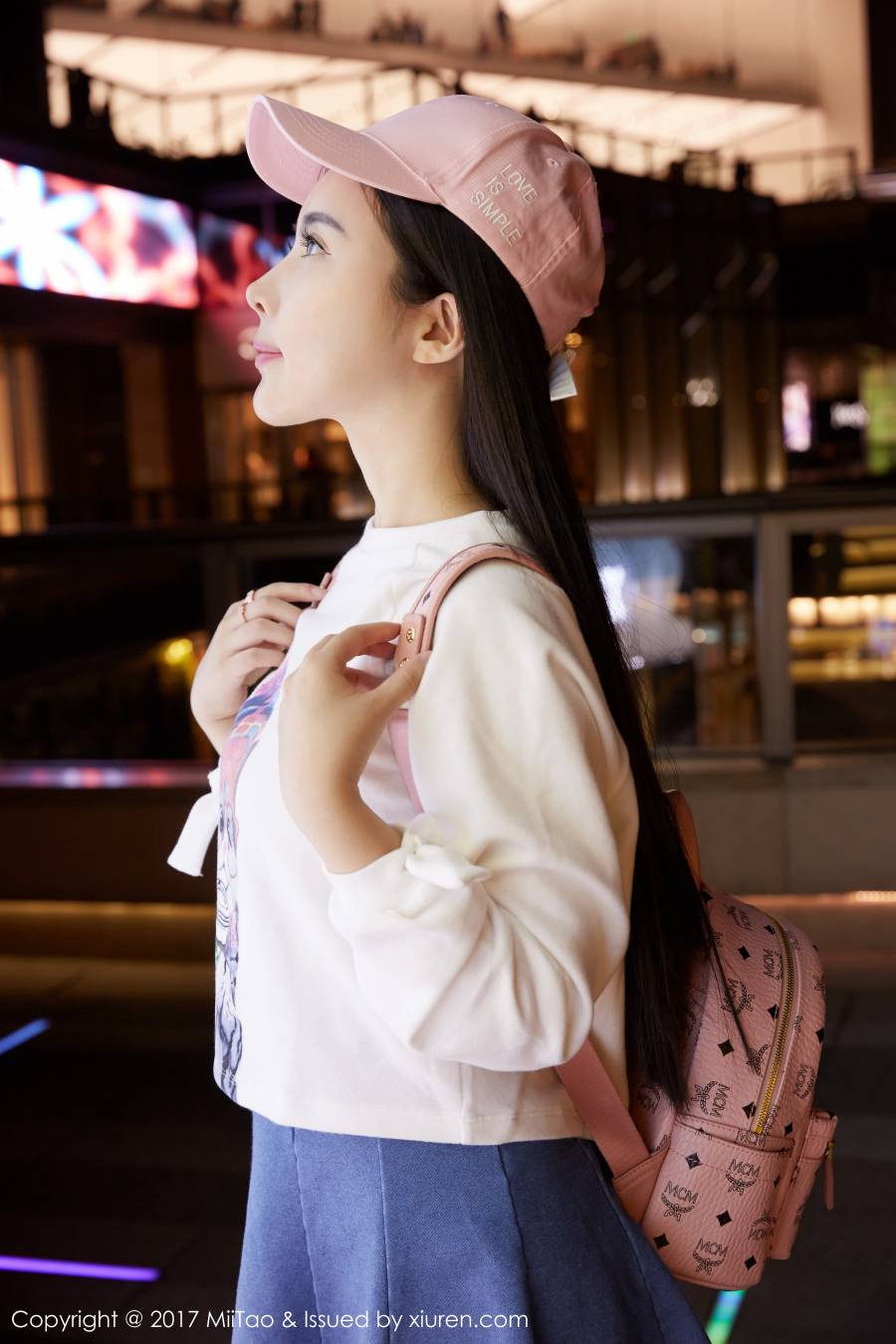 [MiiTao蜜桃社] 2017.11.13 VOL.084 萱萱Cecilia[50P-150M]