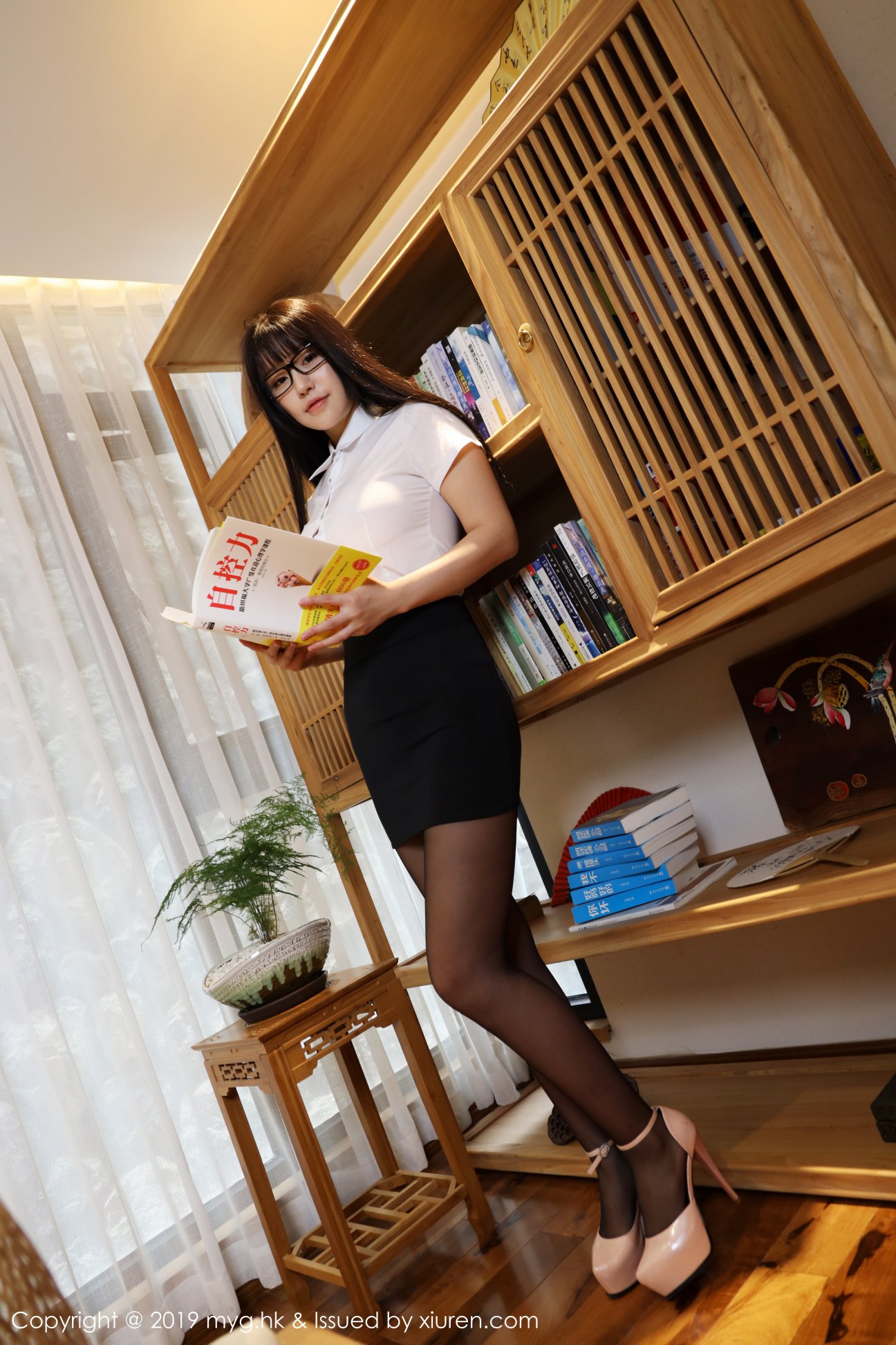 [MyGirl美媛馆] 2019.07.12 VOL.368 Flower朱可儿 [101P-270MB]
