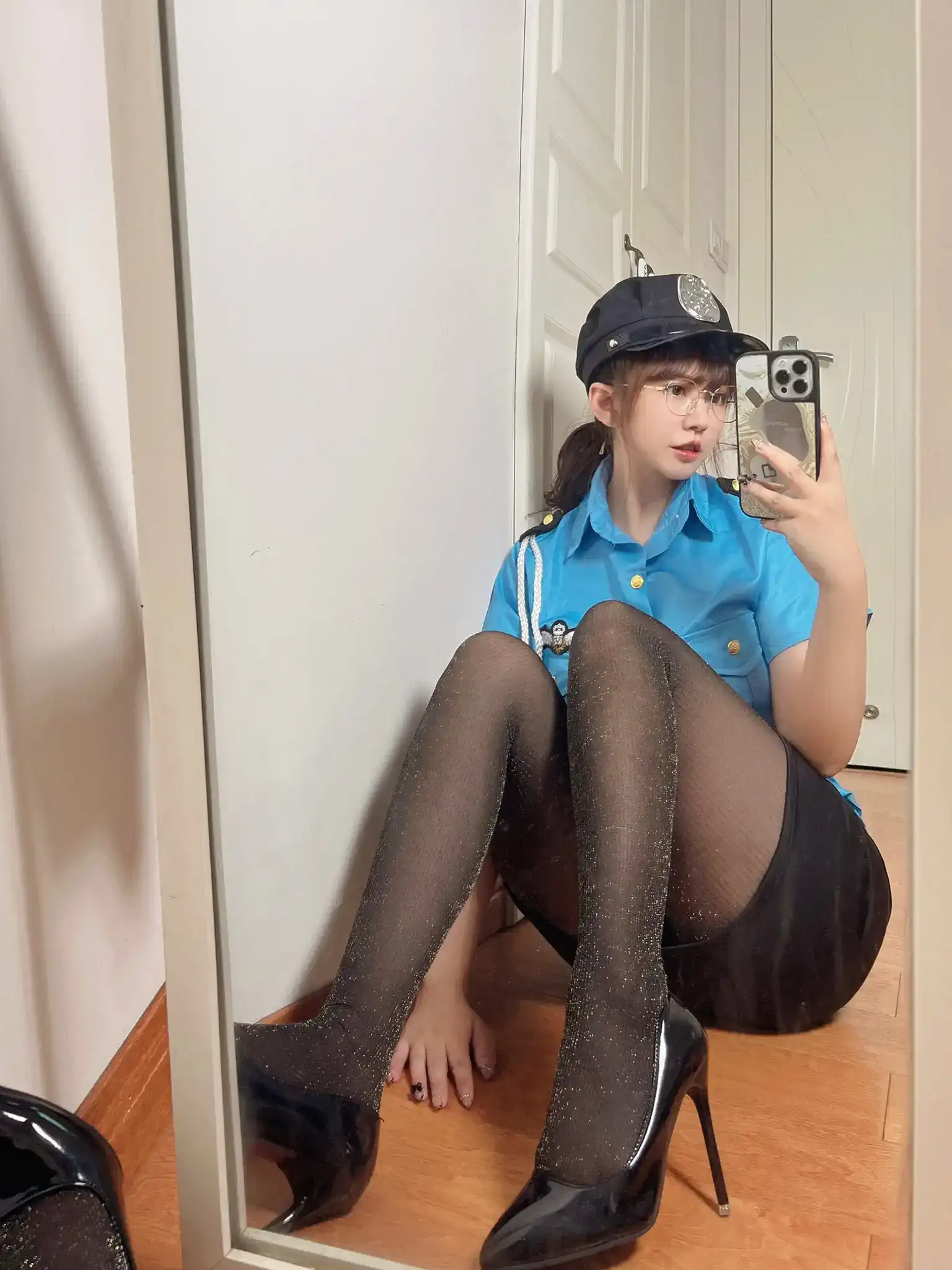 张思允_女警制服 - M940.COM 内部私购-第4张