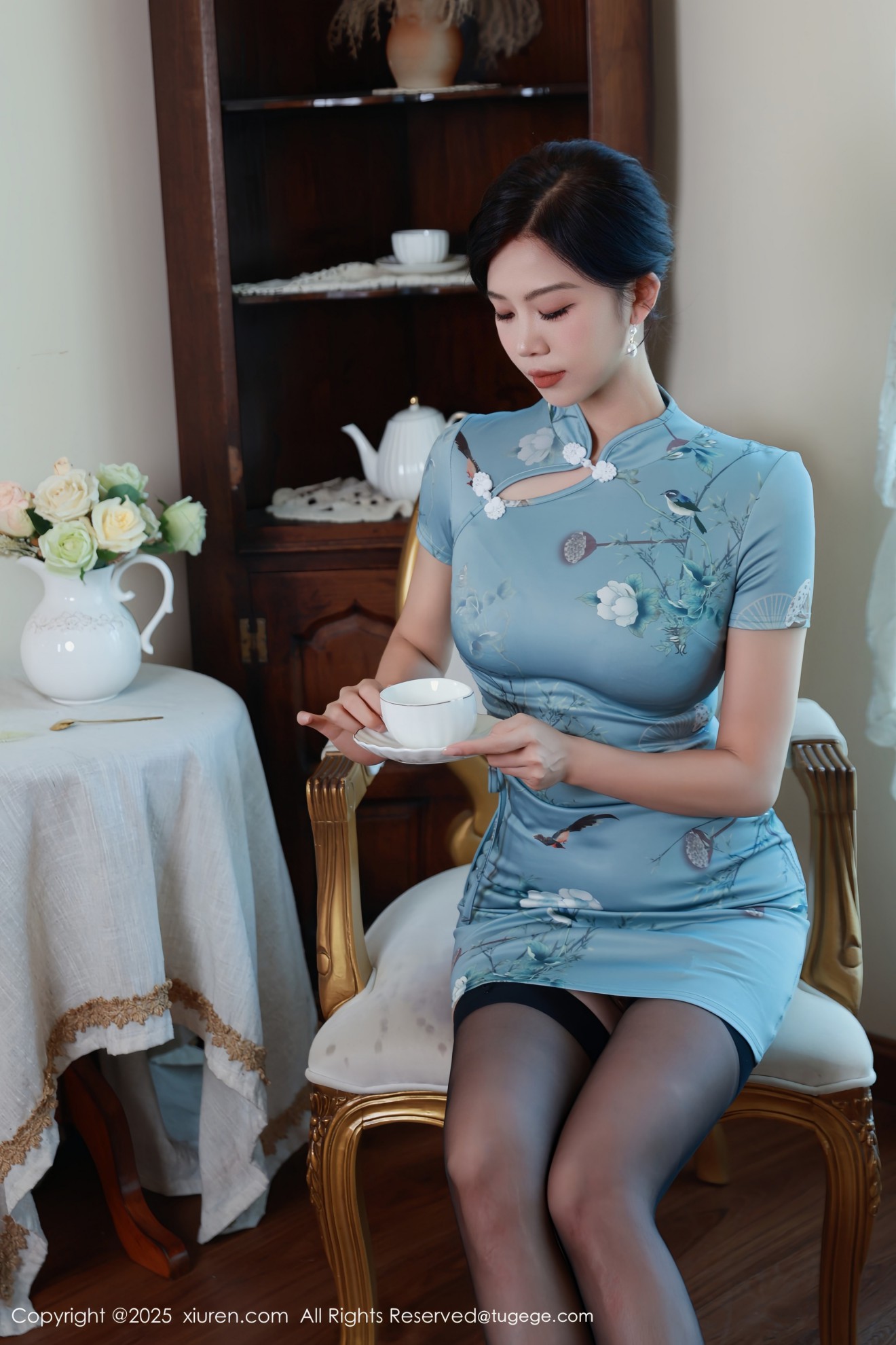 [XIUREN秀人网] 2025.09.11 NO.10753 玫瑰我爱你 [94零社区]